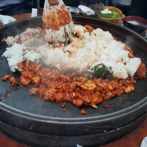 춘천명물닭갈비 사진