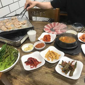 동흥식당 사진
