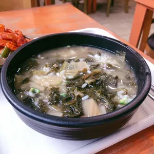 할매손충무김밥 사진