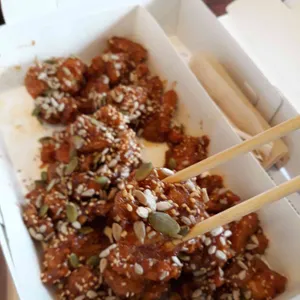 월이 메밀 닭강정 사진