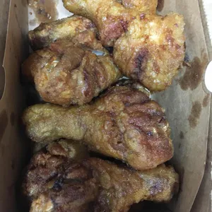 교촌치킨 사진