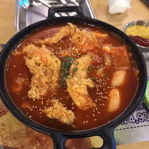 깐부치킨 사진