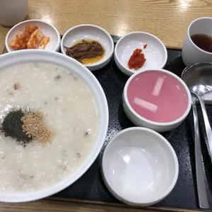 본죽 사진