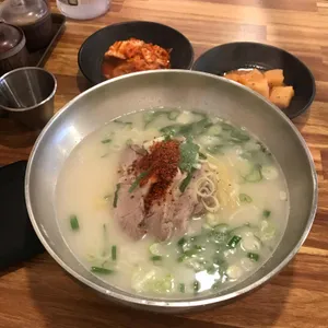 하동진 사진