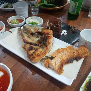 청춘수산 사진