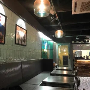 칵투스 펍 리뷰 사진