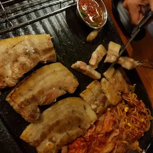 1357 철판삼겹 사진