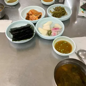 대풍 간장게장 생선구이 사진