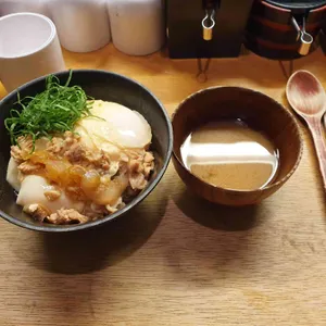 지구당 리뷰 사진