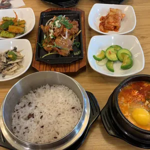돌깨마을 맷돌순두부 사진