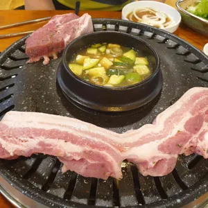 도나소나정육식당선지국 사진