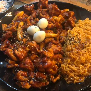 꼬꼬아찌 사진