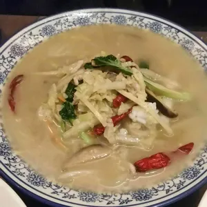 크리스탈 제이드 리뷰 사진