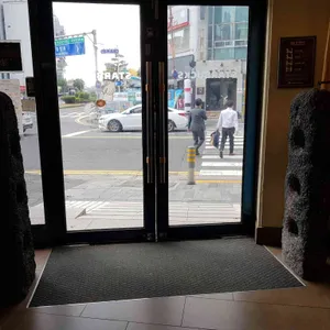 스타벅스 DT 리뷰 사진