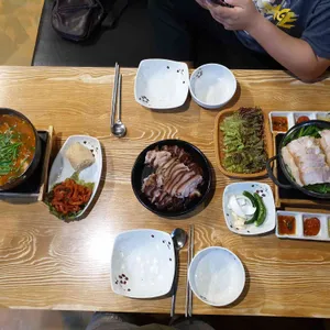 우리집으로 사진