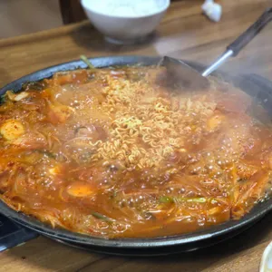 봉황부대찌개 리뷰 사진