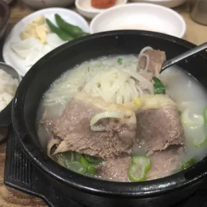 신촌돌솥설렁탕 리뷰 사진