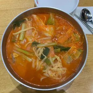홍익궁중전통육개장 사진