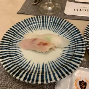 더카라 사진
