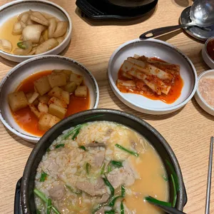 국민돼지국밥 사진