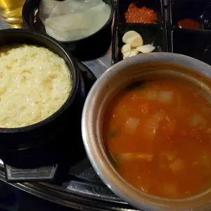 겨비겨비 사진