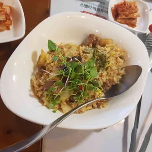 더올리브 사진