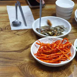 돌섬식당 사진