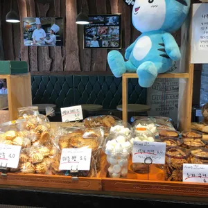 나블리 베이커리카페 리뷰 사진