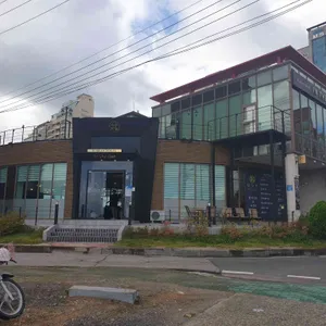 인더썬 리뷰 사진