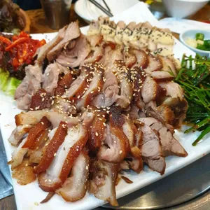 삼성족발 사진