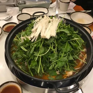 샤브샤브버섯칼국수 사진