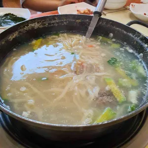 옛날홍두깨손칼국수보쌈 사진