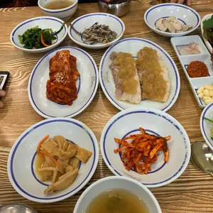 남자마늘보쌈 사진