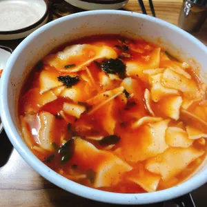 콩쥐팥칼국수 사진