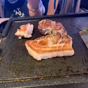 초반식당 사진