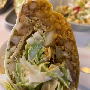 트라타 사진