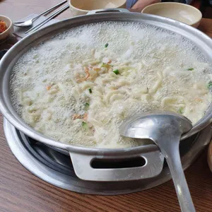 봉순이 바지락칼국수 사진