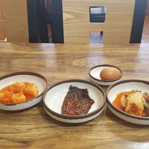 굴다리전주콩나물국밥 사진