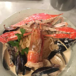 아띠오아나폴리핏제리아 사진