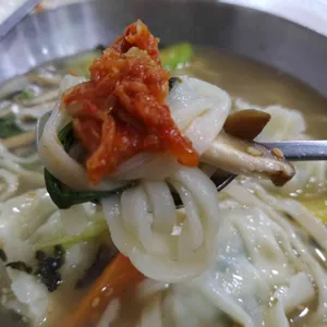 하단밀면 사진