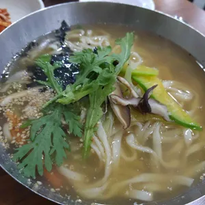 하단밀면 사진