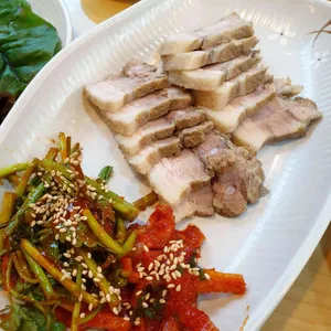 청국장과보리밥 사진