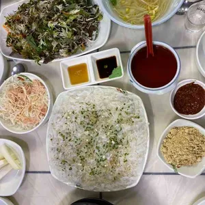 물만난산오징어와해물 사진
