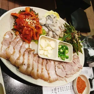여수굴집 사진