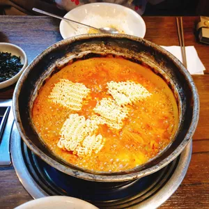 듬박이찌개 사진