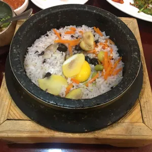 오얏리 돌솥밥 리뷰 사진
