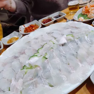 맘모스회센타27호 사진