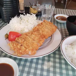톤오우 사진