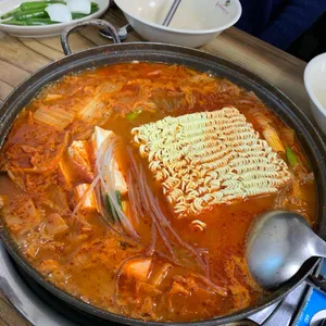 돈가네돼지찌개 사진