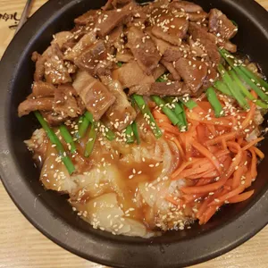 육쌈냉면 사진